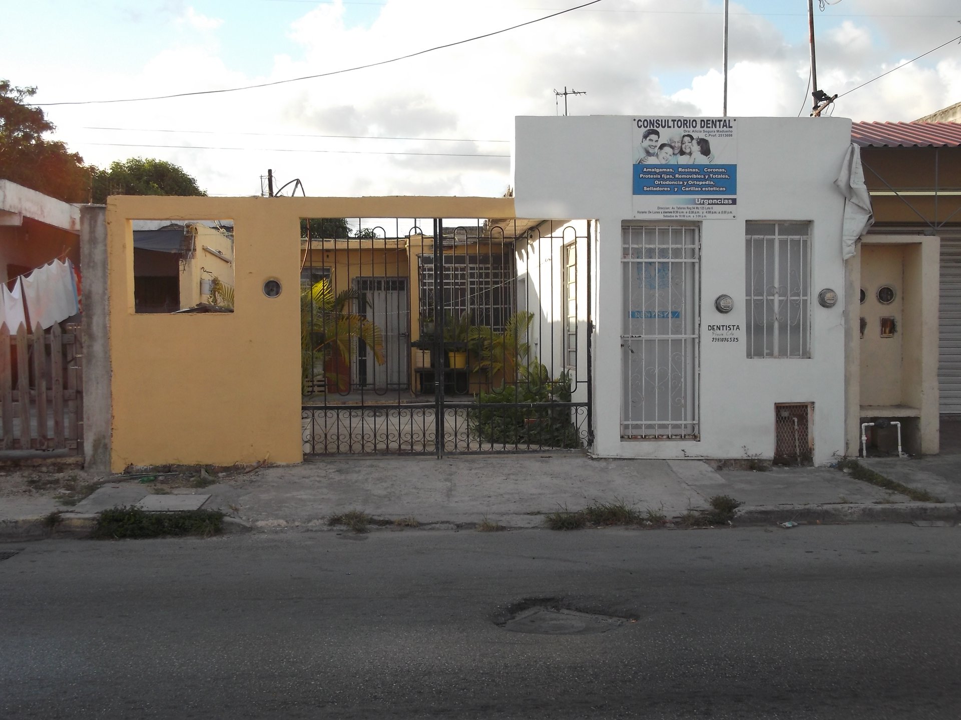 Renta Casa Uso Comercial - Región 94 Av. Talleres - Cancun - Wviviendas