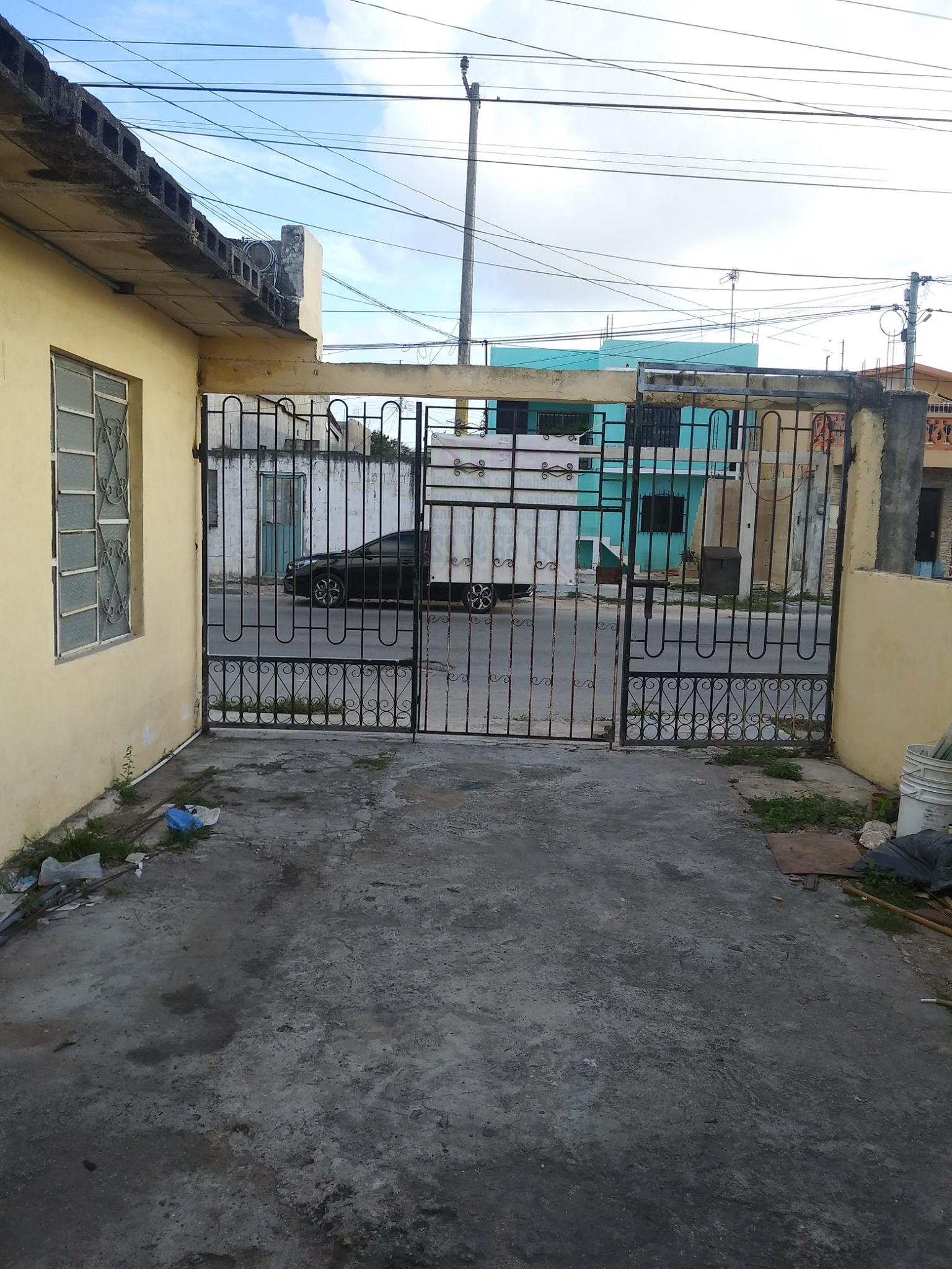 Renta Casa Uso Comercial - Región 94 Av. Talleres - Cancun - Wviviendas